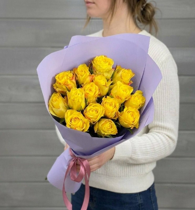 Моно-букет из желтых роз